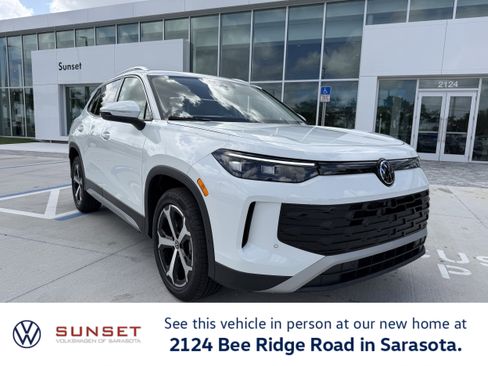New 2026 Volkswagen Tiguan SE image 1