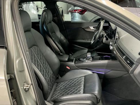 Used 2023 Audi S4 Prestige w/ Prestige Package image 10