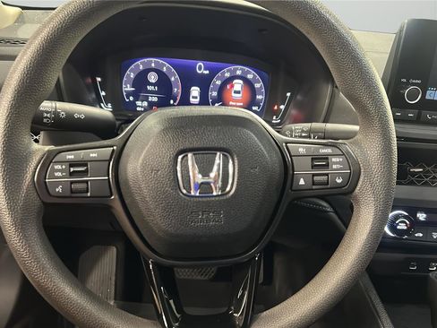 Used 2025 Honda Accord LX image 22