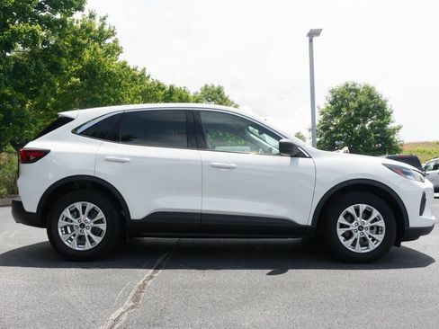 Used 2024 Ford Escape Active FWD image 11