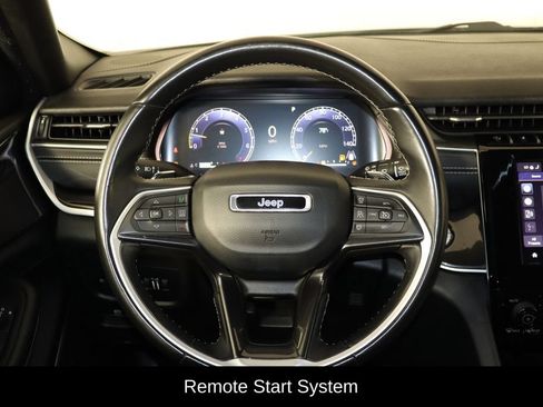 Used 2022 Jeep Grand Cherokee L Laredo AWD/4WD image 7