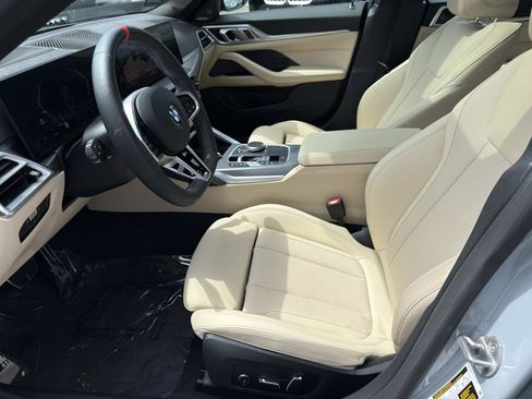 Used 2025 BMW M440i RWD image 15