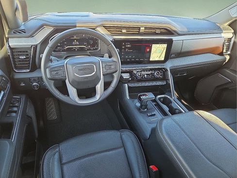 Used 2024 GMC Sierra 1500 Denali w/ Denali Reserve Package image 11