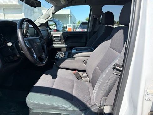 Used 2018 Chevrolet Silverado 1500 LT w/ Trailering Package AWD/4WD image 9