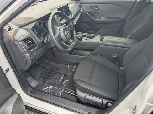 Certified 2023 Nissan Rogue S FWD image 9