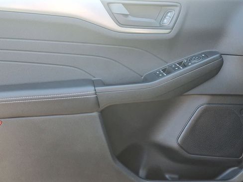 Used 2025 Ford Escape Active image 16