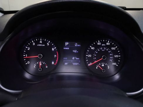 Used 2019 Kia Rio S FWD image 19