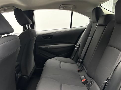 Used 2024 Toyota Corolla LE w/ LE Convenience Package FWD image 29