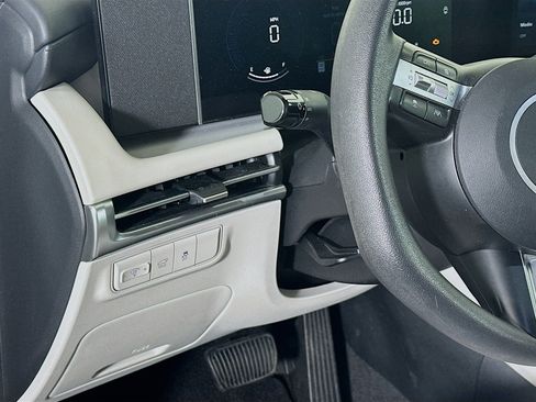 Used 2025 Hyundai Tucson SEL image 17