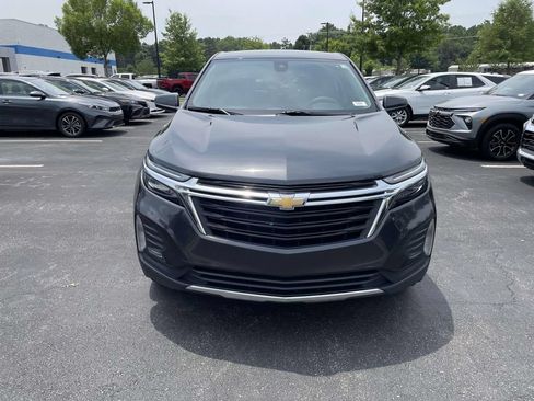 Used 2023 Chevrolet Equinox LT FWD image 2