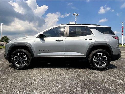 Used 2025 Chevrolet Equinox ACTIV FWD image 2
