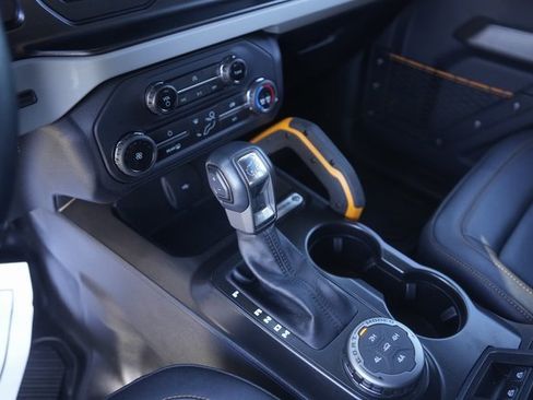 Used 2021 Ford Bronco Badlands w/ Sasquatch Package image 27