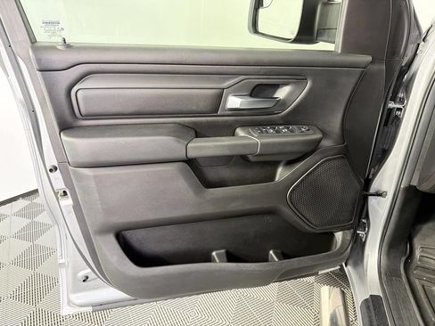 Used 2019 RAM 1500 Tradesman w/ SXT Appearance Group AWD/4WD image 18
