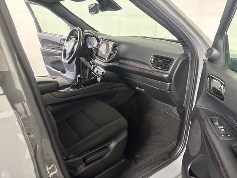 Used 2023 Dodge Durango GT AWD/4WD image 28