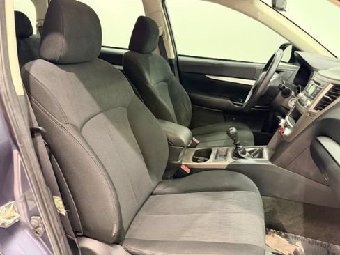 Used 2014 Subaru Outback 2.5i AWD/4WD image 33