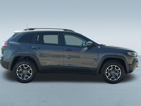 Used 2021 Jeep Cherokee Trailhawk image 10