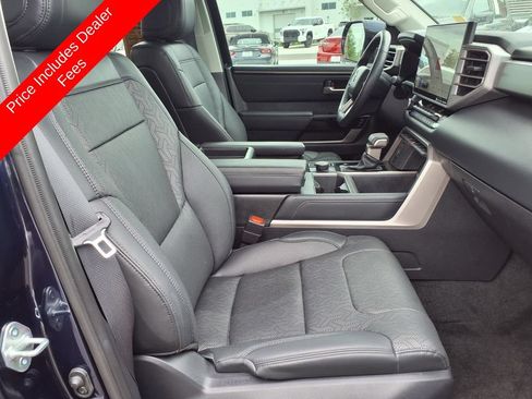 Used 2024 Toyota Tundra Limited AWD/4WD image 12