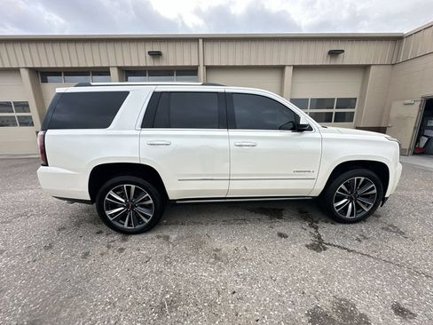 Certified 2015 GMC Yukon Denali w/ Premium Package AWD/4WD image 15