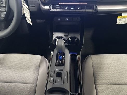New 2026 Toyota Prius FWD image 10