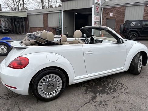 Used 2015 Volkswagen Beetle 1.8T image 7