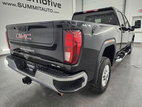 Used 2023 GMC Sierra 2500 SLE w/ SLE Convenience Package image 4