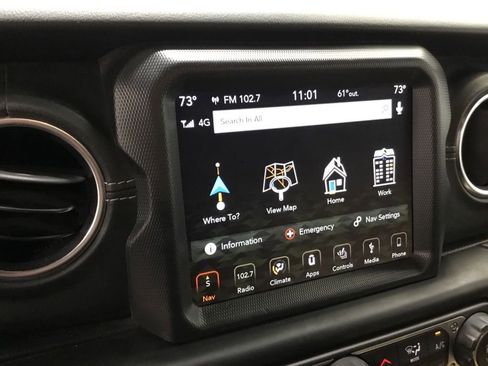 Used 2019 Jeep Wrangler Unlimited Sahara w/ Quick Order Package 24M Moab AWD/4WD image 16
