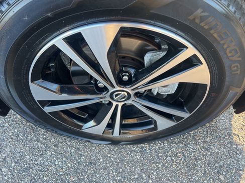 Certified 2023 Nissan Sentra SV w/ All-Weather Package image 35