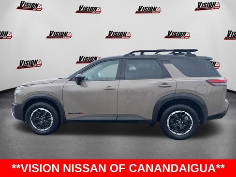 Used 2024 Nissan Pathfinder Rock Creek AWD/4WD image 9