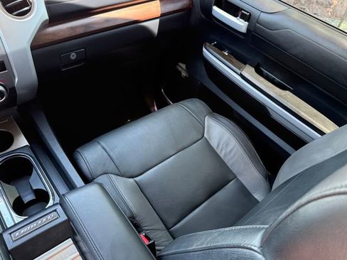 Used 2019 Toyota Tundra Limited w/ Limited Premium Package AWD/4WD image 25