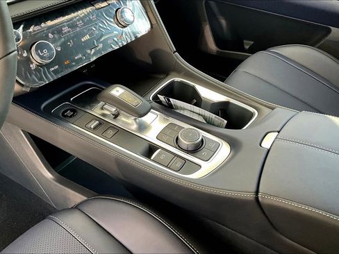 New 2026 INFINITI QX60 Sport image 14