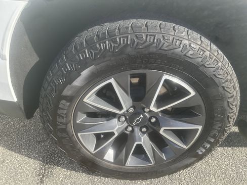 Used 2023 Chevrolet Tahoe Z71 image 8