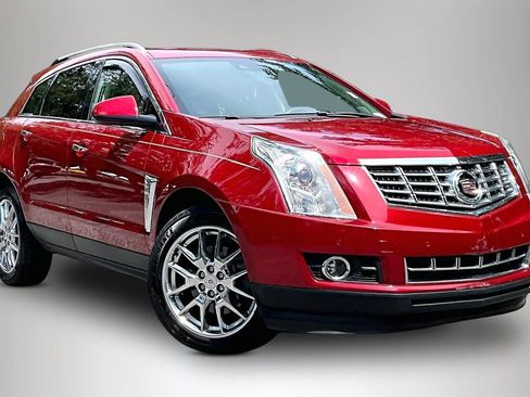 Used 2015 Cadillac SRX Premium FWD image 2