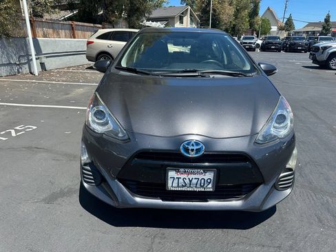 Used 2016 Toyota Prius C Two FWD image 6