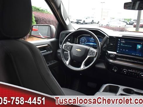 Used 2023 Chevrolet Silverado 1500 LT AWD/4WD image 24