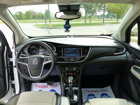 Used 2021 Buick Encore Preferred FWD image 33
