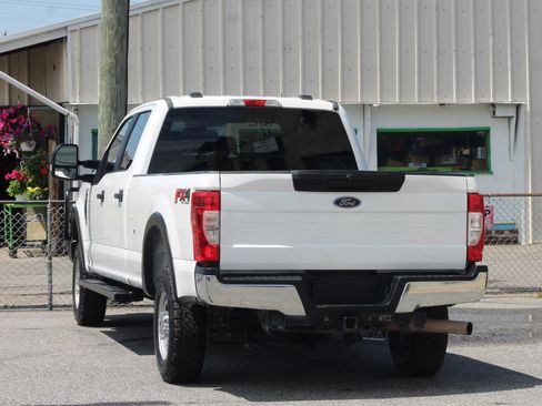 Used 2022 Ford F250 XL w/ Power Equipment Group AWD/4WD image 6