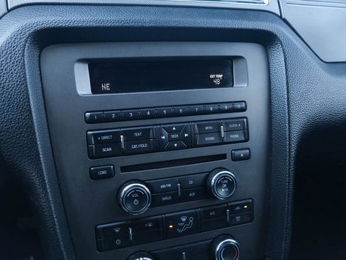 Used 2013 Ford Mustang GT w/ Brembo Brake Pkg image 26