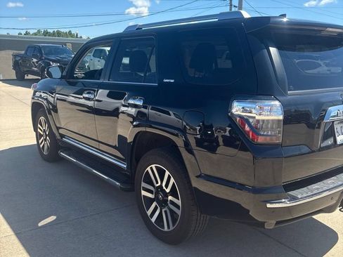 Used 2019 Toyota 4Runner Limited AWD/4WD image 4