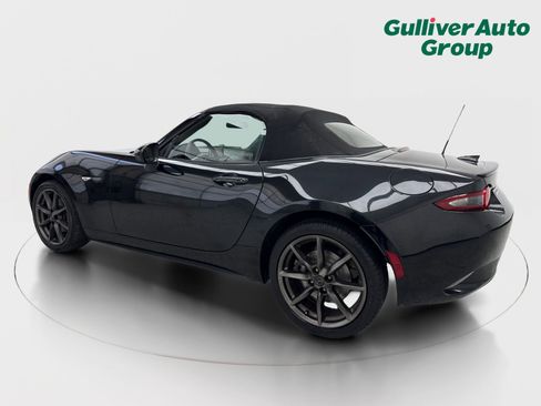 Used 2016 MAZDA MX-5 Miata Club RWD image 4
