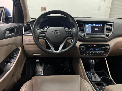 Used 2018 Hyundai Tucson Limited w/ Ultimate Package 02 FWD image 17