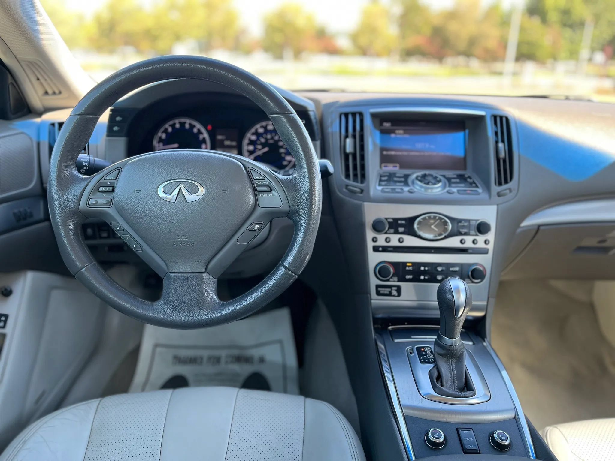 Used 2011 INFINITI G37 x Coupe w/ Premium Pkg AWD/4WD image 12