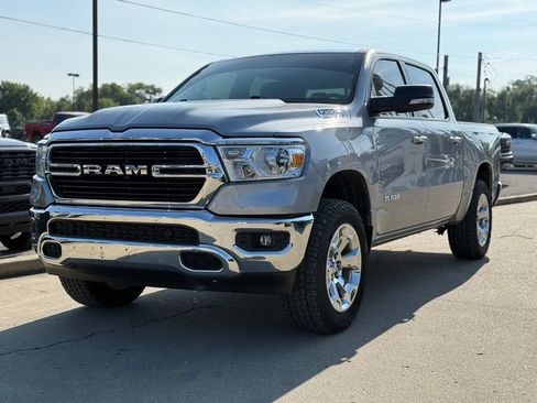 Used 2019 RAM 1500 Big Horn AWD/4WD image 2