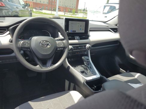 Used 2023 Toyota RAV4 XLE w/ Convenience Package AWD/4WD image 9