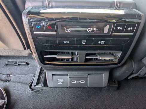 Used 2023 Acura MDX FWD w/ Technology Package image 15