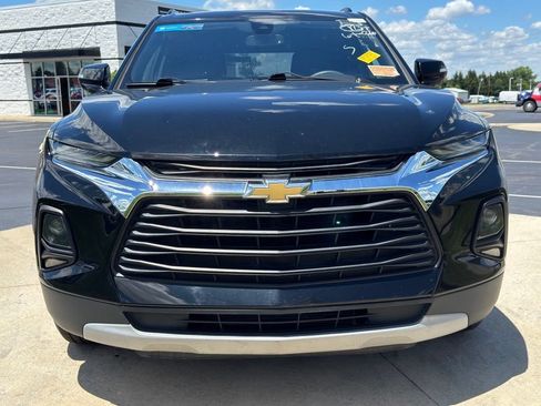 Used 2021 Chevrolet Blazer LT FWD image 2