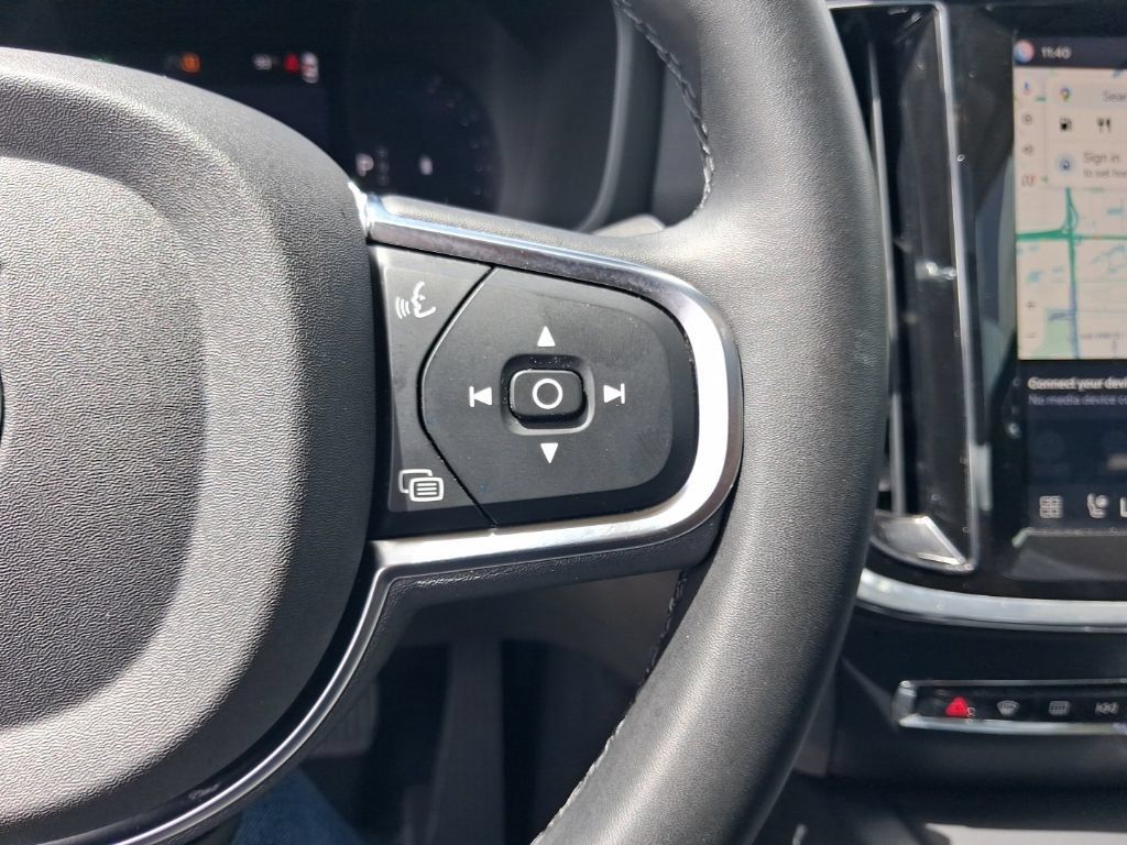 Used 2025 Volvo S60 B5 Core FWD image 20