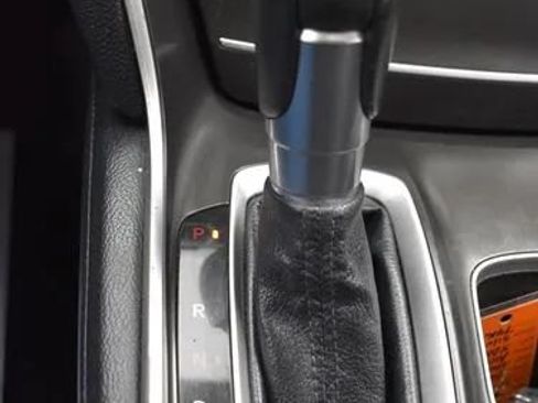 Used 2018 Honda Accord Touring image 35