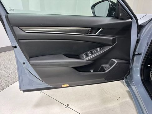Used 2022 Honda Accord Sport image 10