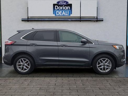 Certified 2024 Ford Edge SEL w/ Convenience Package AWD/4WD image 2