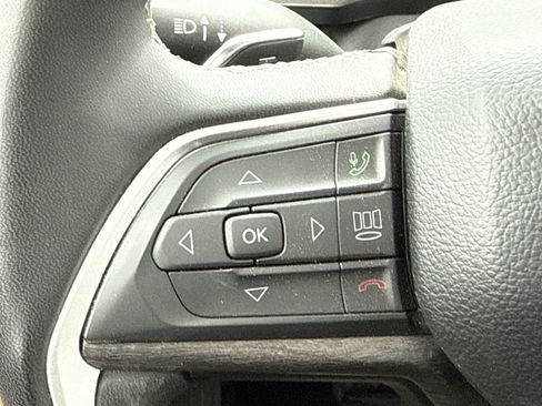 Used 2024 Jeep Grand Cherokee Limited 4xe AWD/4WD image 16